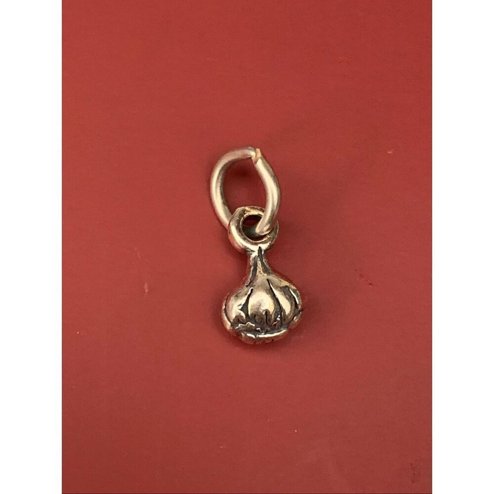 Garlic Clove Sterling Silver Jewelry Charm #food #italian #vegetable